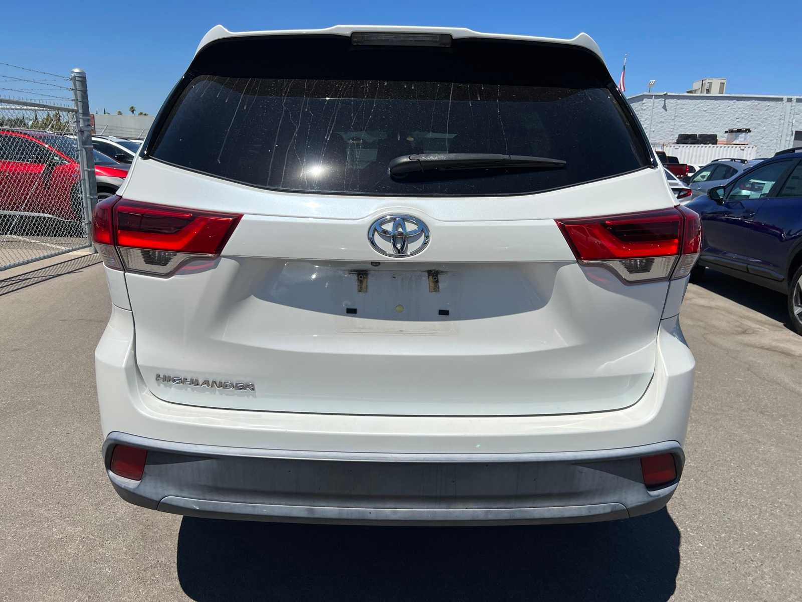 Thumbnail: 2019 Toyota Highlander - 4