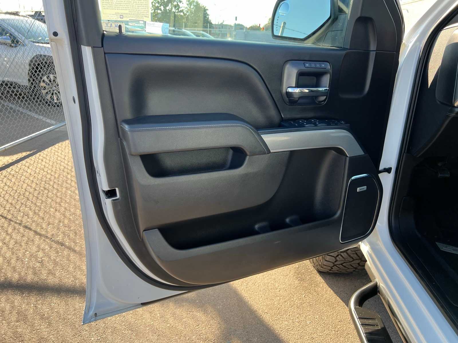 Thumbnail: 2018 Chevrolet Silverado 1500 - 15