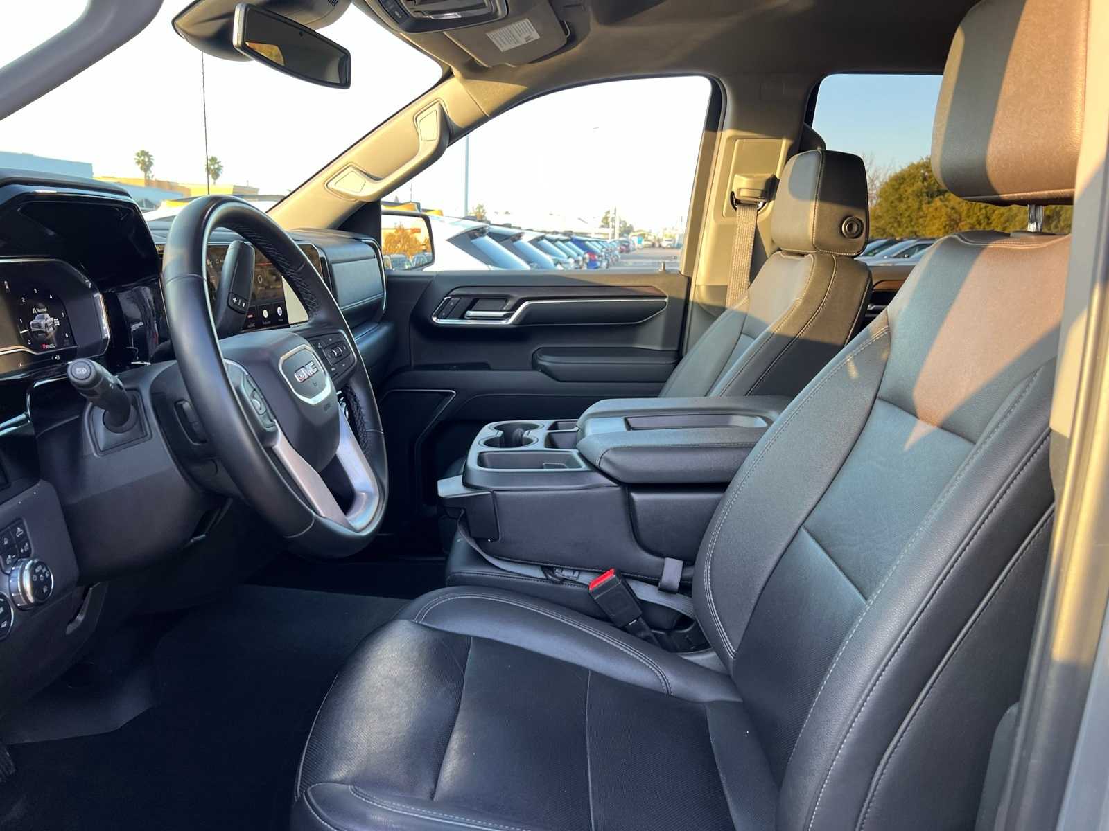 Thumbnail: 2024 GMC Sierra 1500 - 15