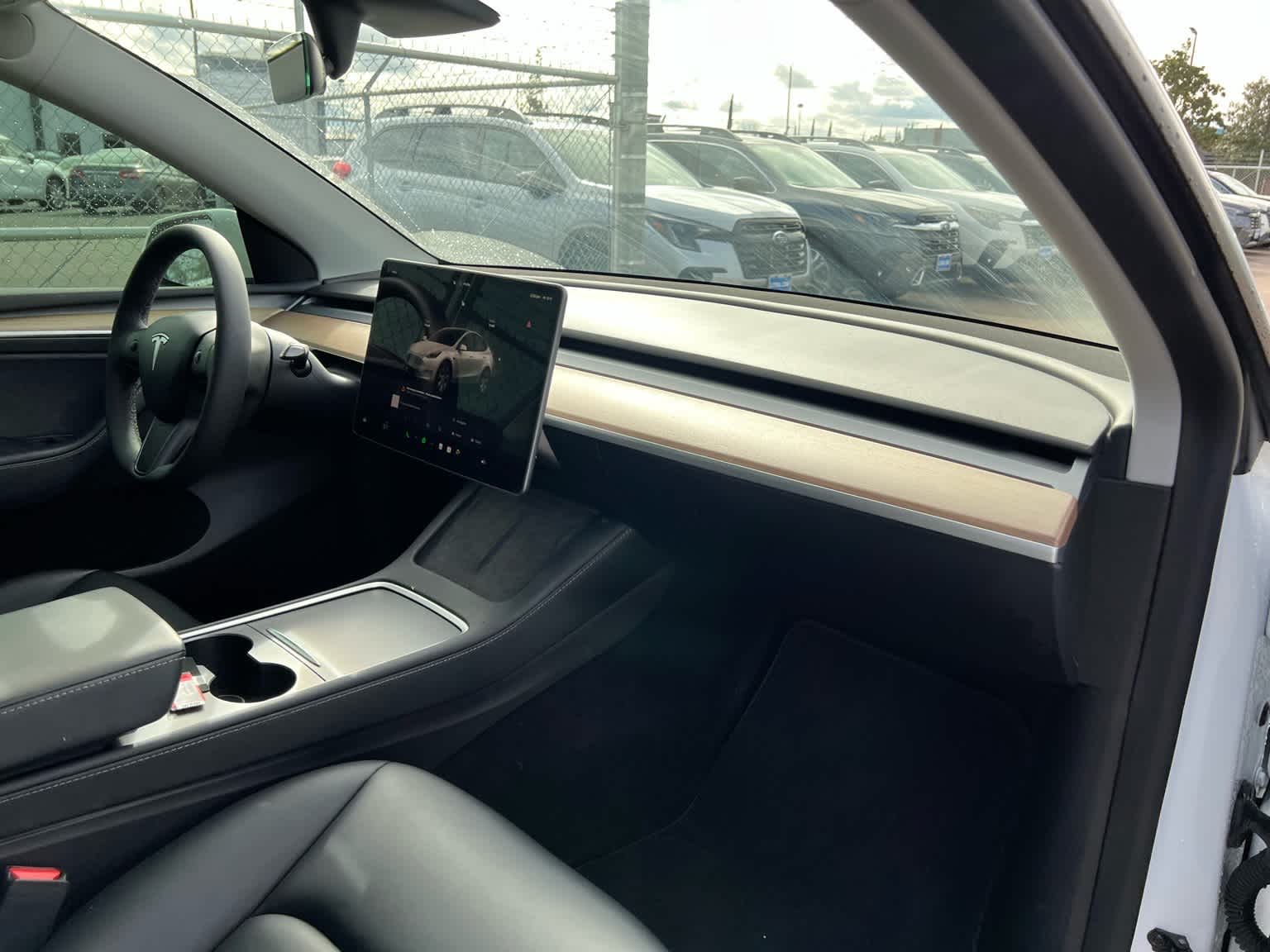 Thumbnail: 2023 Tesla Model Y - 25