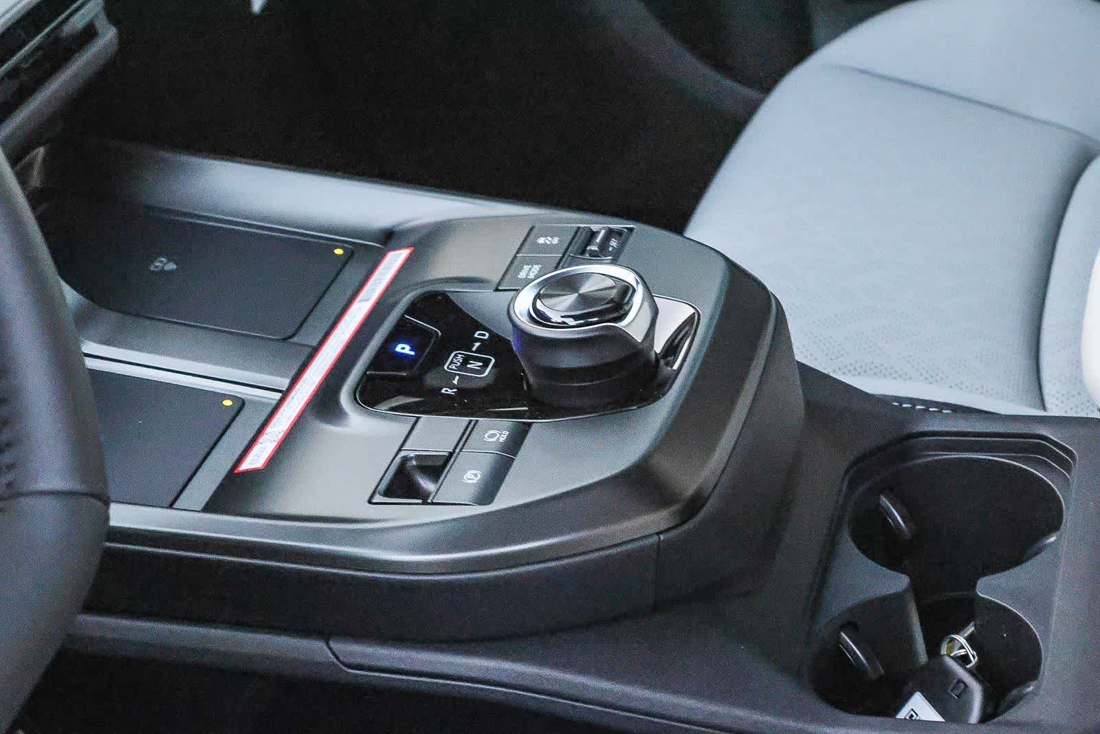 Thumbnail: 2026 Subaru Solterra - 19