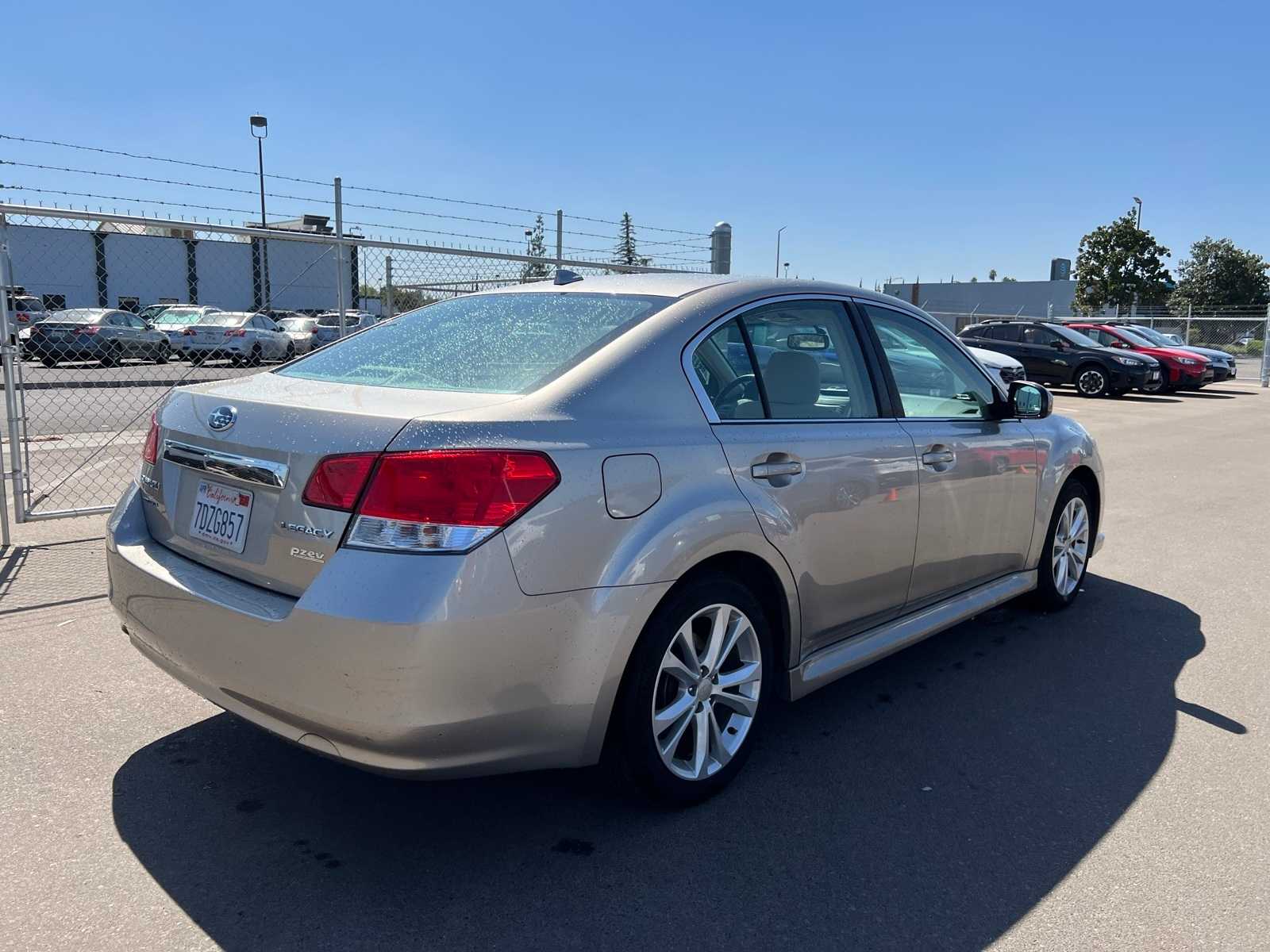 Thumbnail: 2014 Subaru Legacy - 9