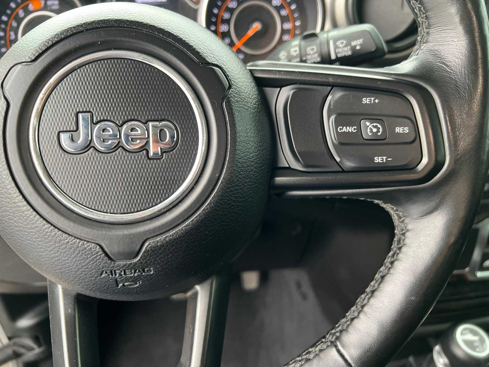 Thumbnail: 2020 Jeep Wrangler - 34