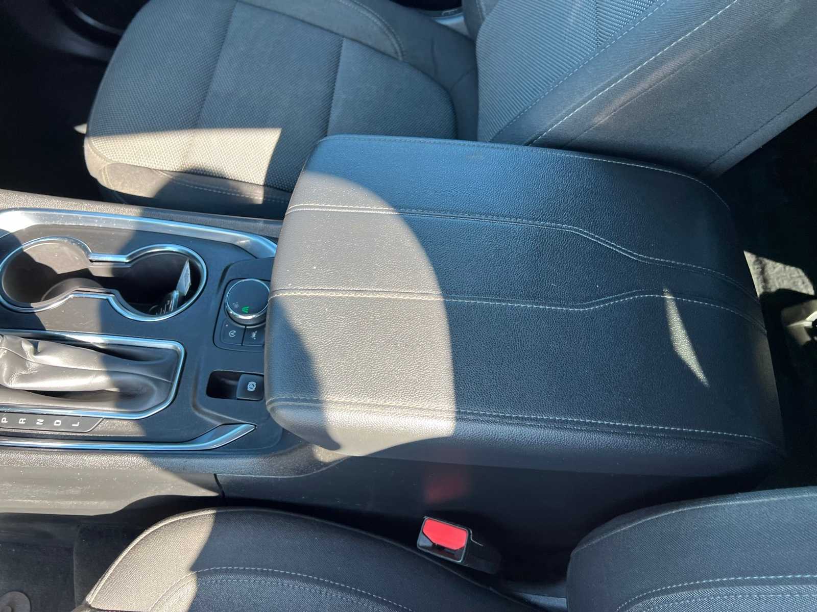 Thumbnail: 2023 Chevrolet Traverse - 40