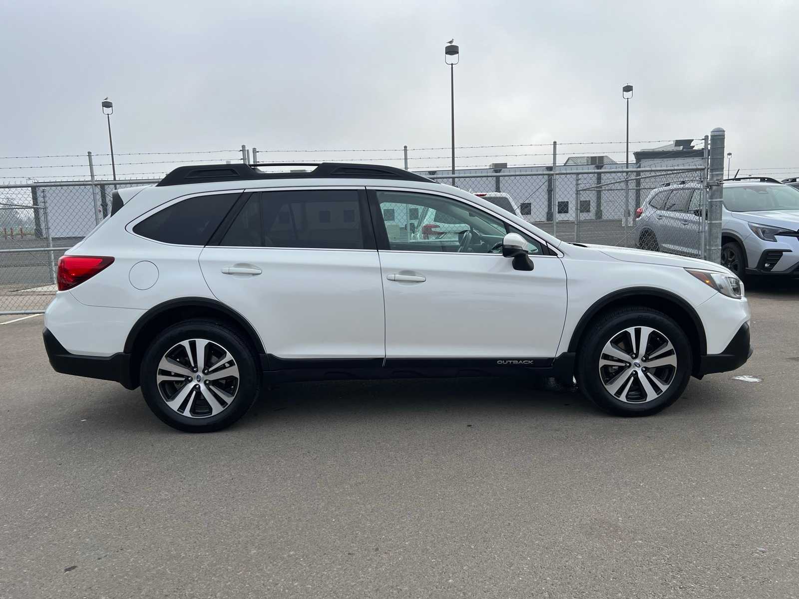 Thumbnail: 2019 Subaru Outback - 10