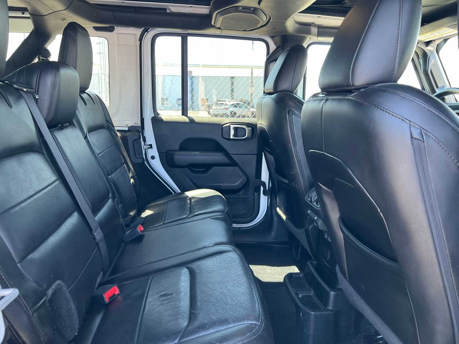 Thumbnail: 2021 Jeep Wrangler - 22
