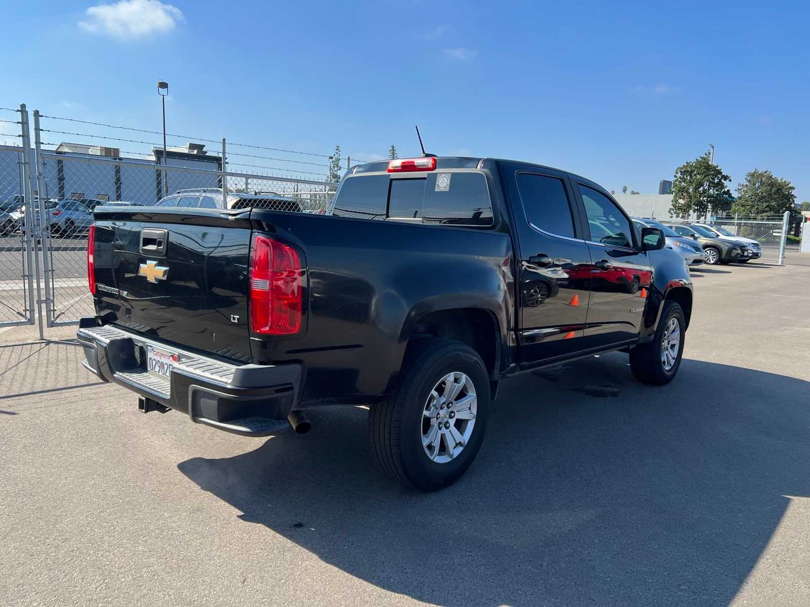 Thumbnail: 2017 Chevrolet Colorado - 9