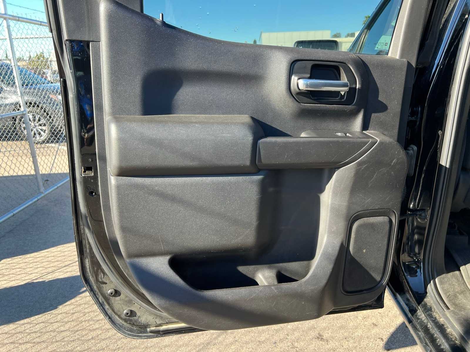 Thumbnail: 2020 Chevrolet Silverado 1500 - 19