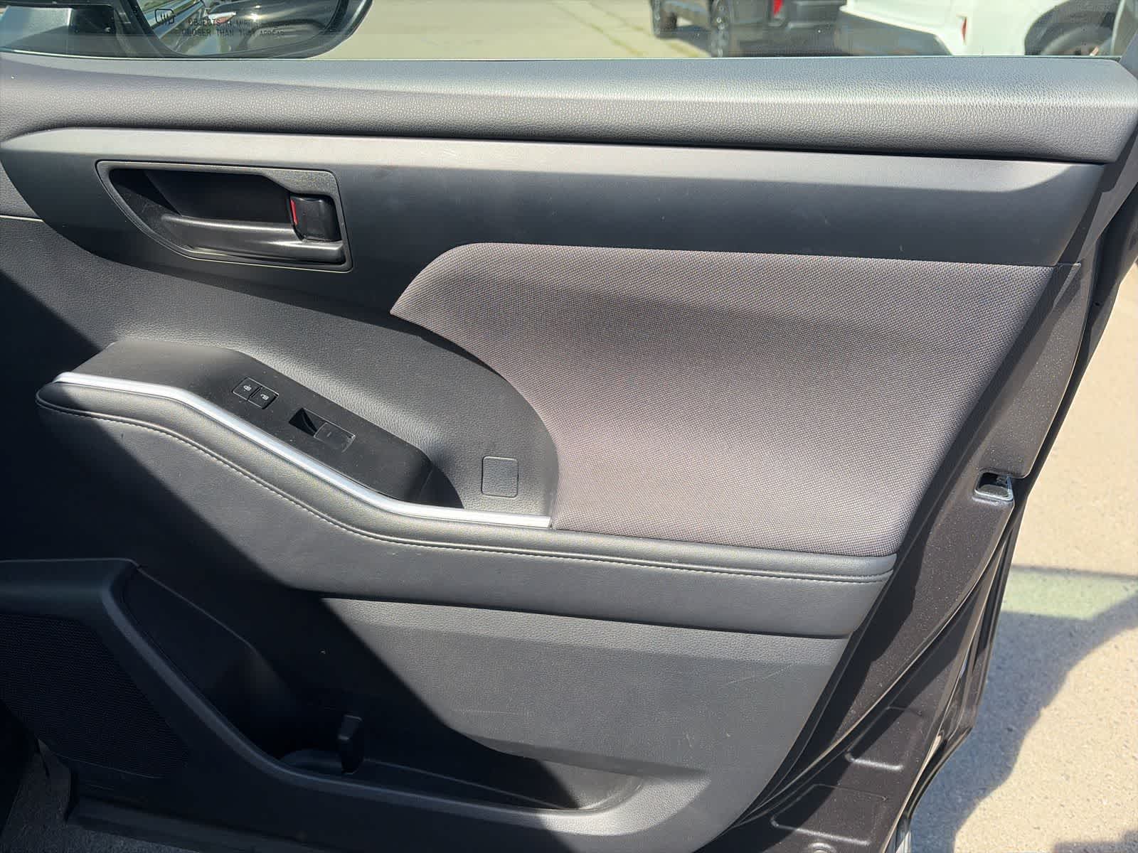 Thumbnail: 2025 Toyota Highlander - 8