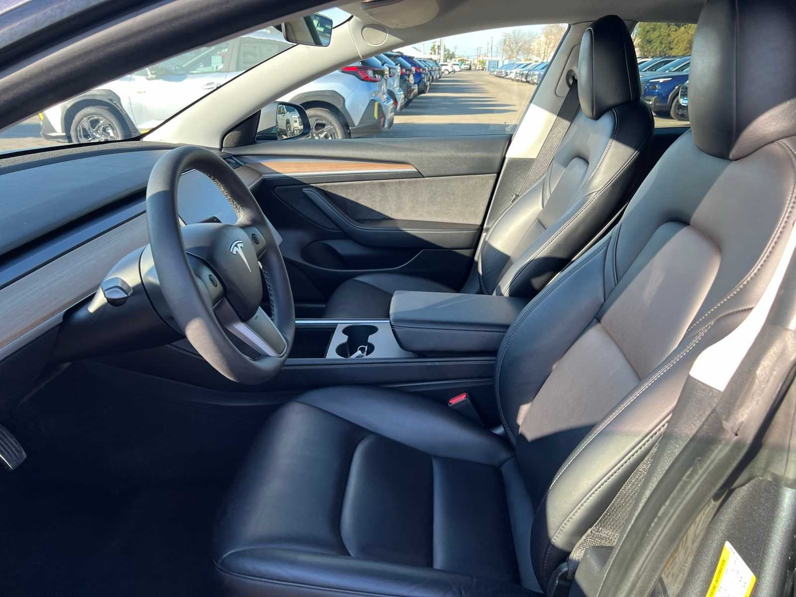 Thumbnail: 2023 Tesla Model 3 - 14