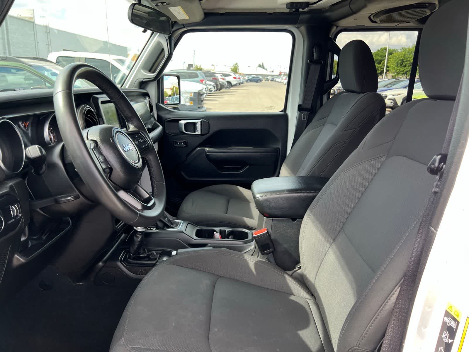 Thumbnail: 2023 Jeep Gladiator - 12