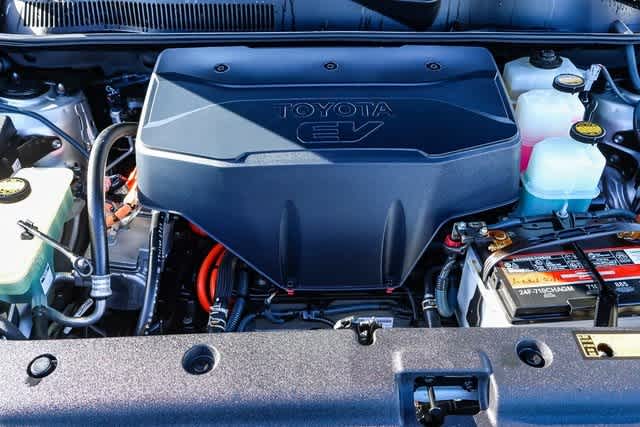 2012 Toyota RAV4 EV 24