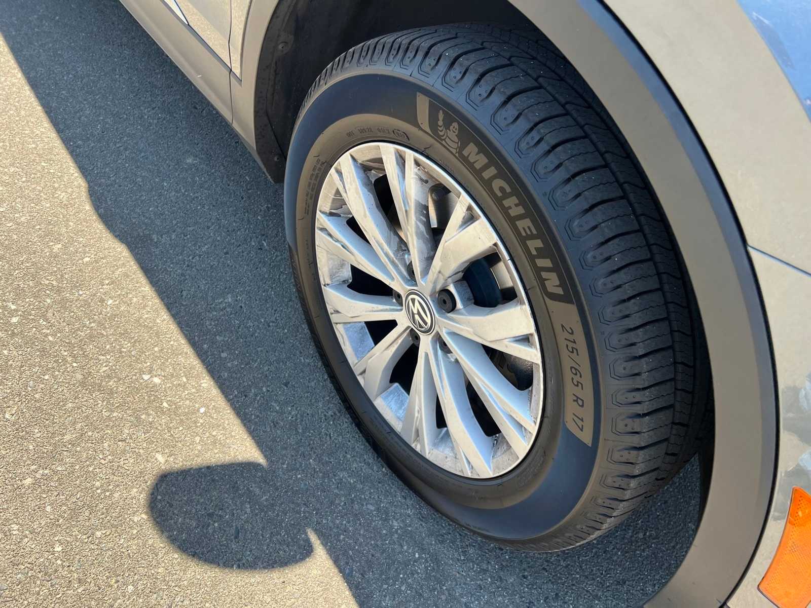 2018 Volkswagen Tiguan SE 25
