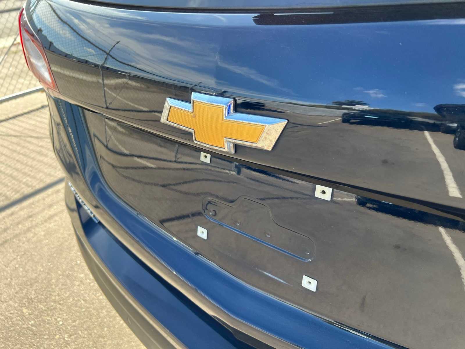 Thumbnail: 2020 Chevrolet Equinox - 6