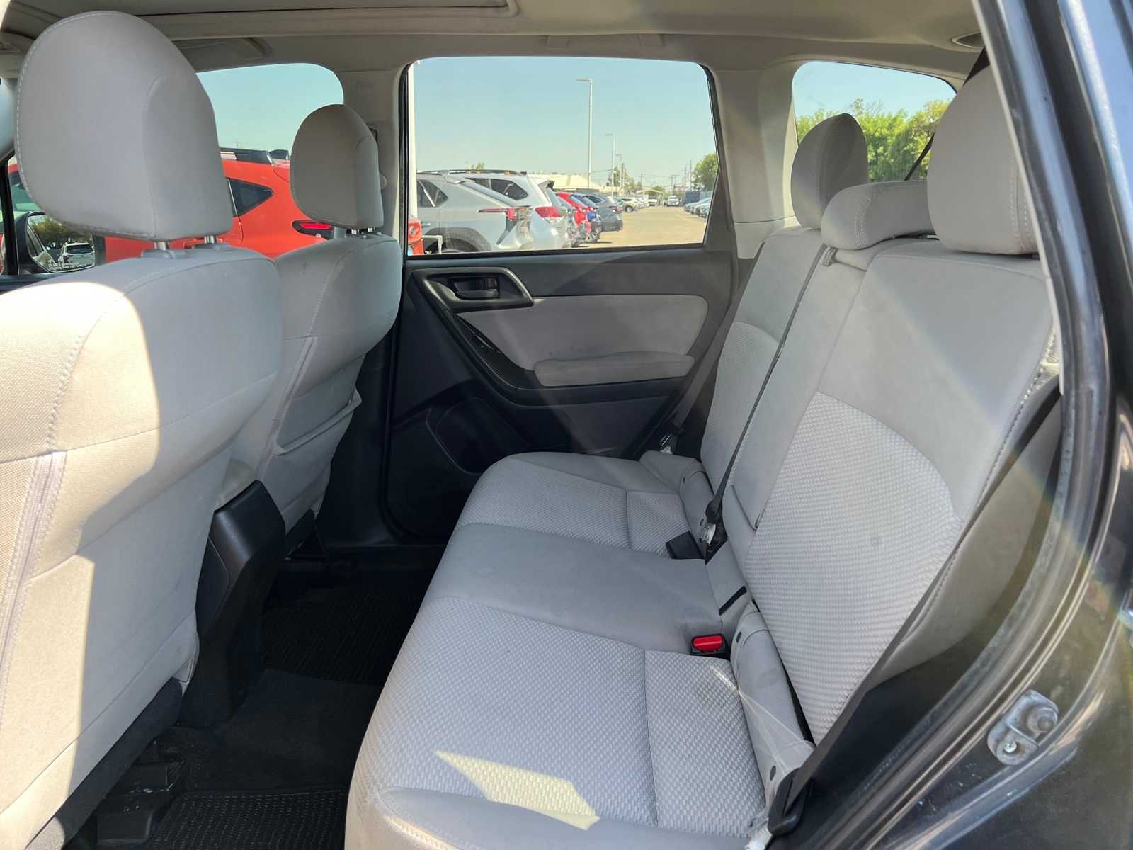 2015 Subaru Forester Premium 19