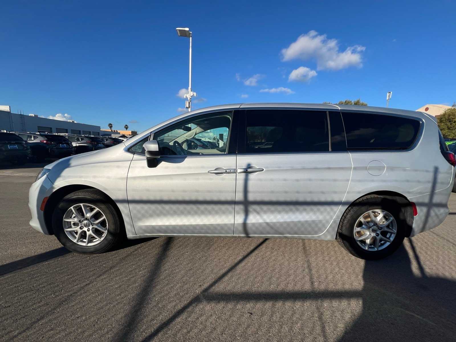 Thumbnail: 2023 Chrysler Voyager - 2