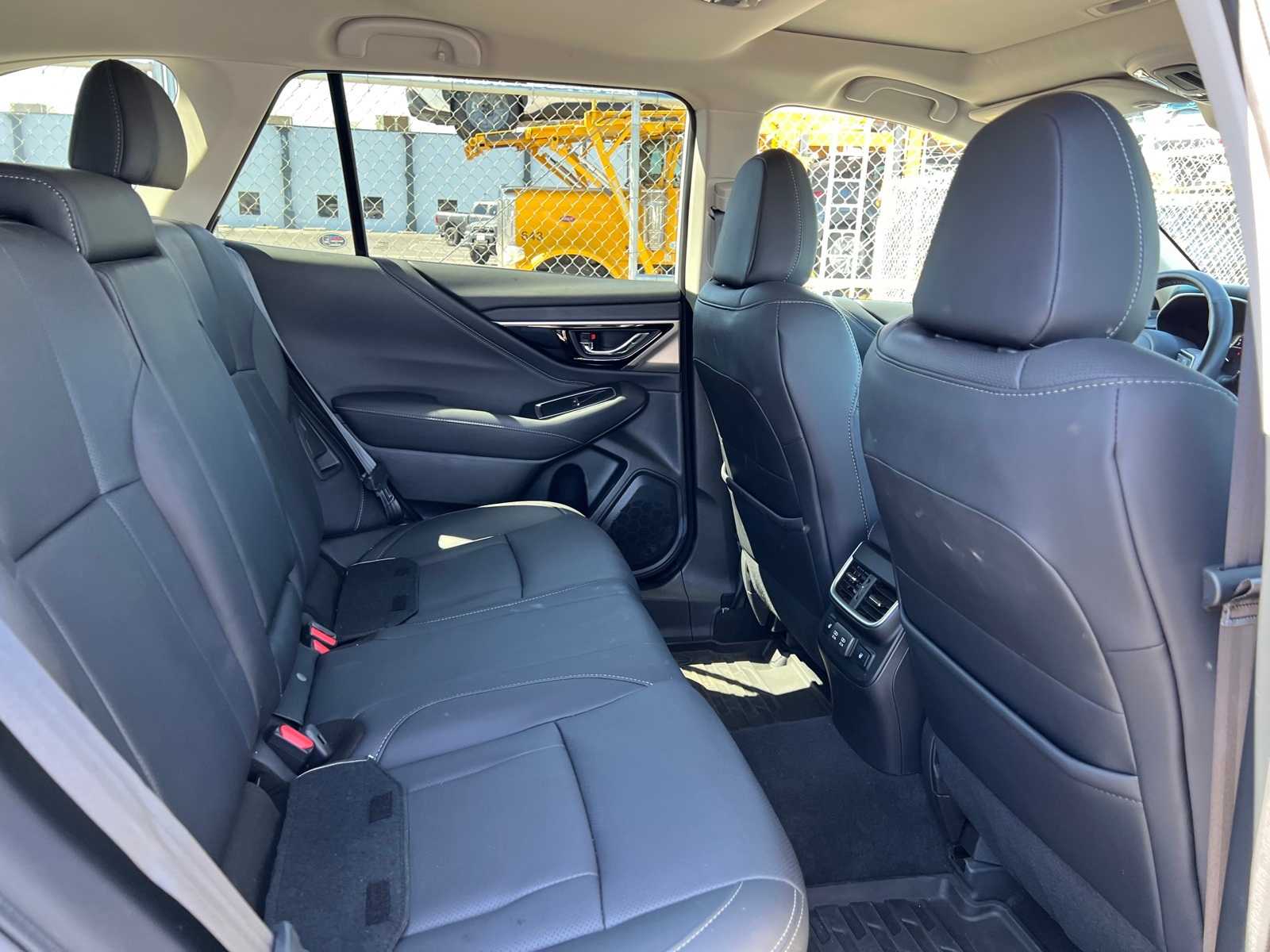 2022 Subaru Outback Limited 23