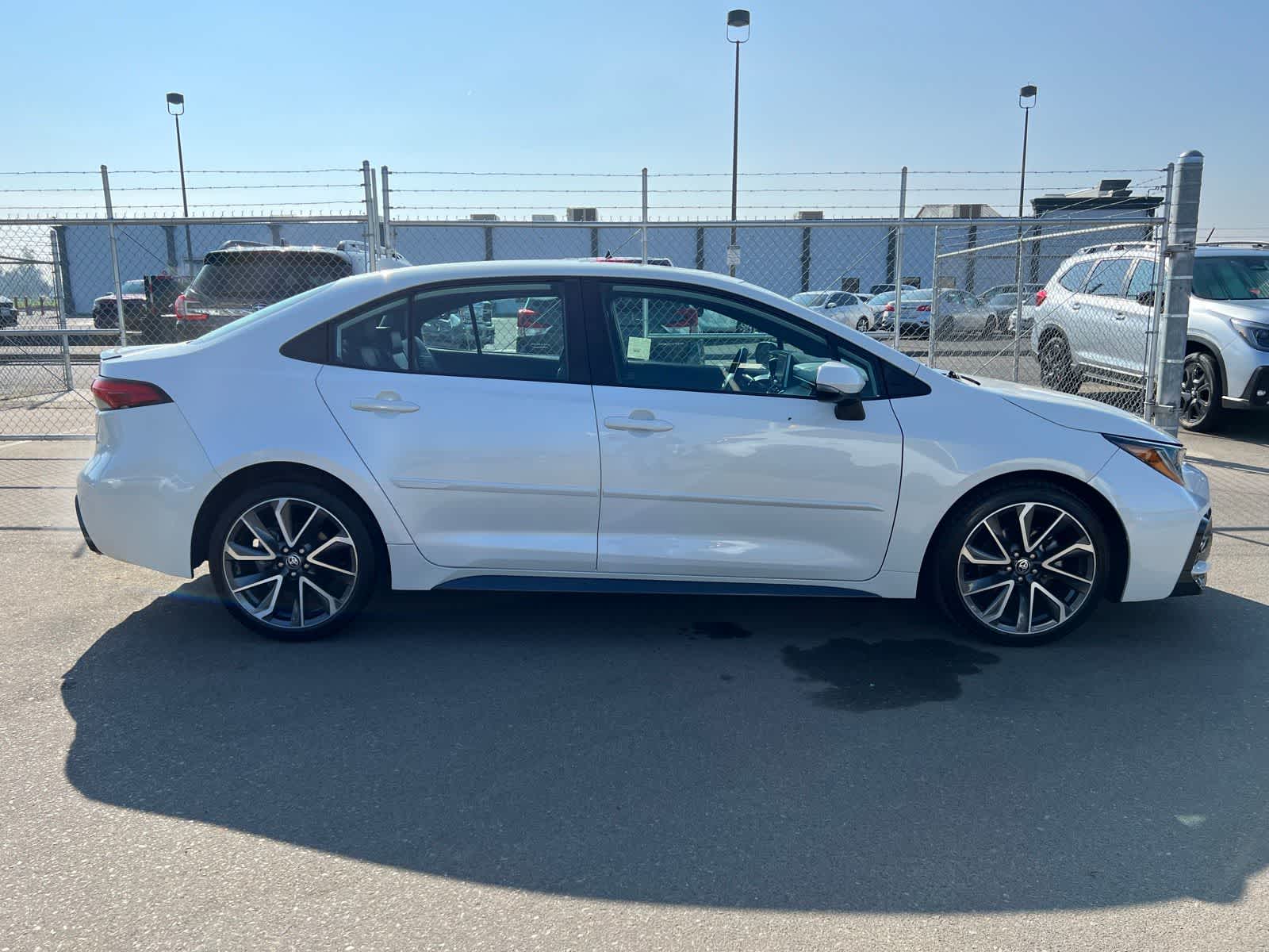 Thumbnail: 2021 Toyota Corolla - 10