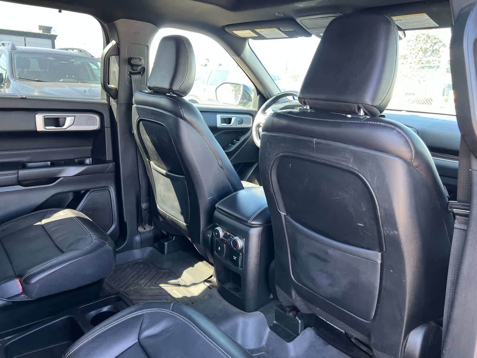 Thumbnail: 2020 Ford Explorer - 21