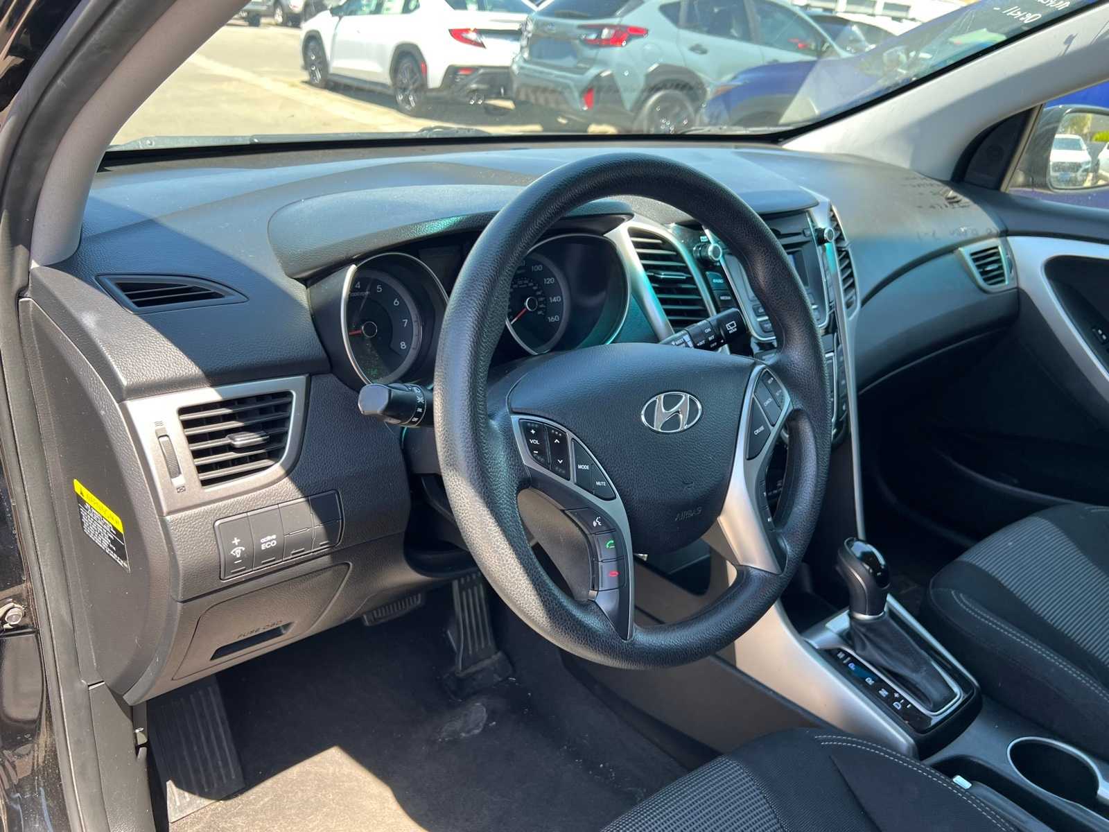 Thumbnail: 2016 Hyundai Elantra - 13