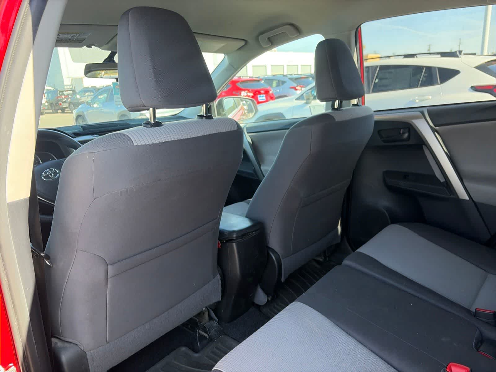 Thumbnail: 2014 Toyota RAV4 - 19