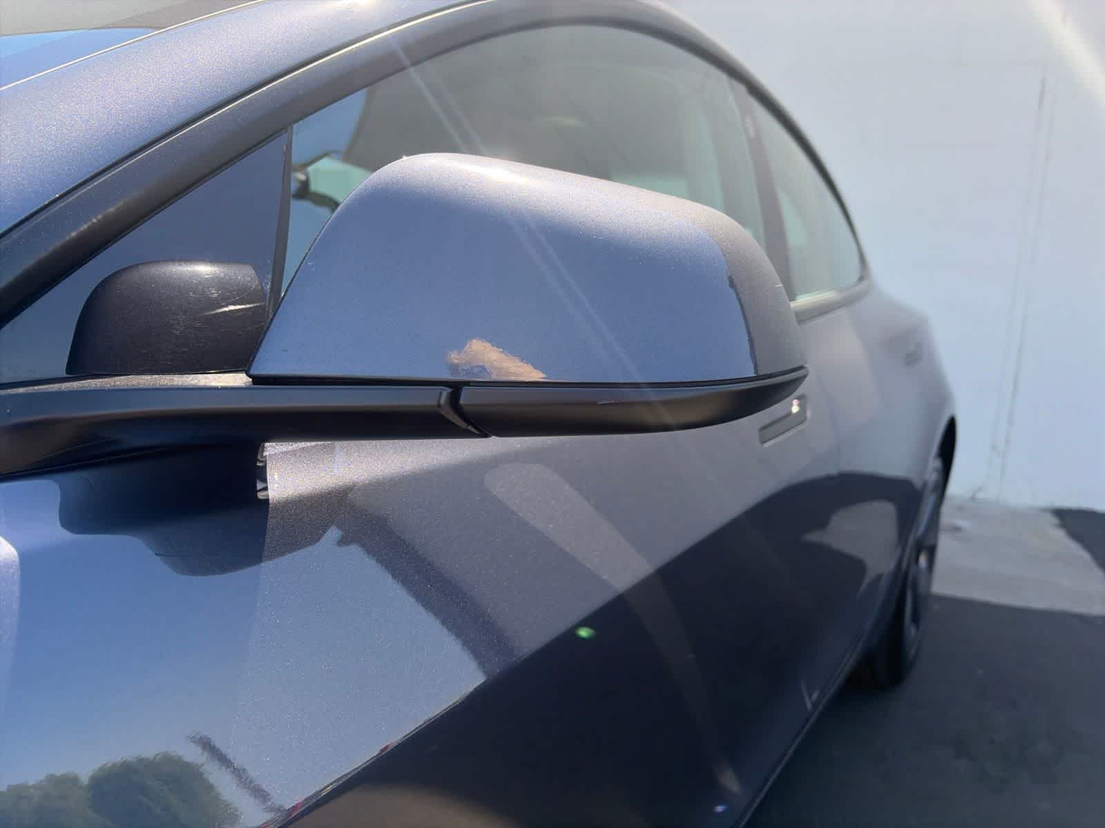 Thumbnail: 2023 Tesla Model 3 - 11