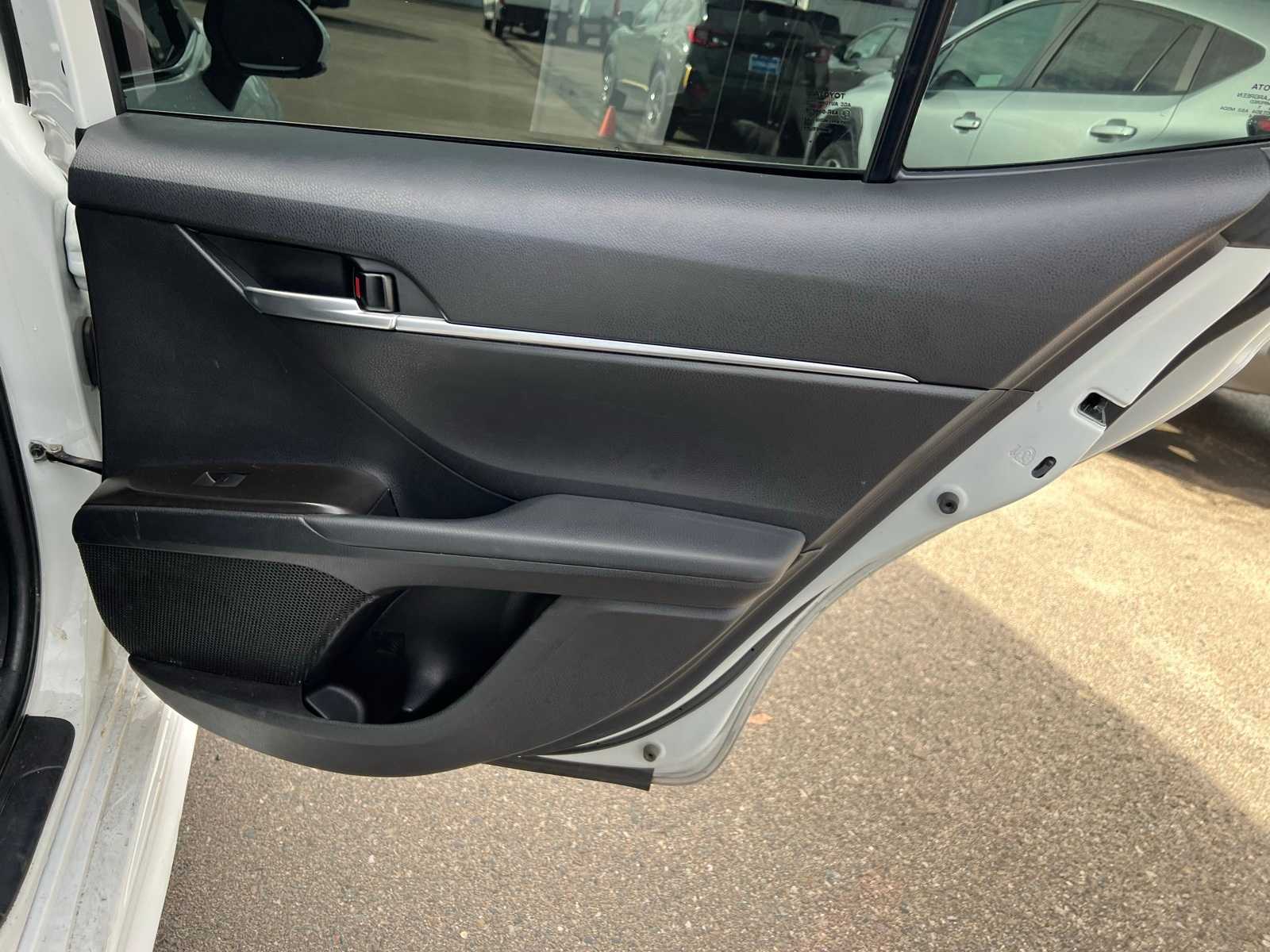 Thumbnail: 2021 Toyota Camry - 23