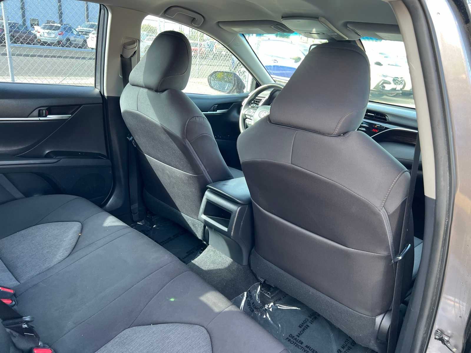 Thumbnail: 2018 Toyota Camry - 21