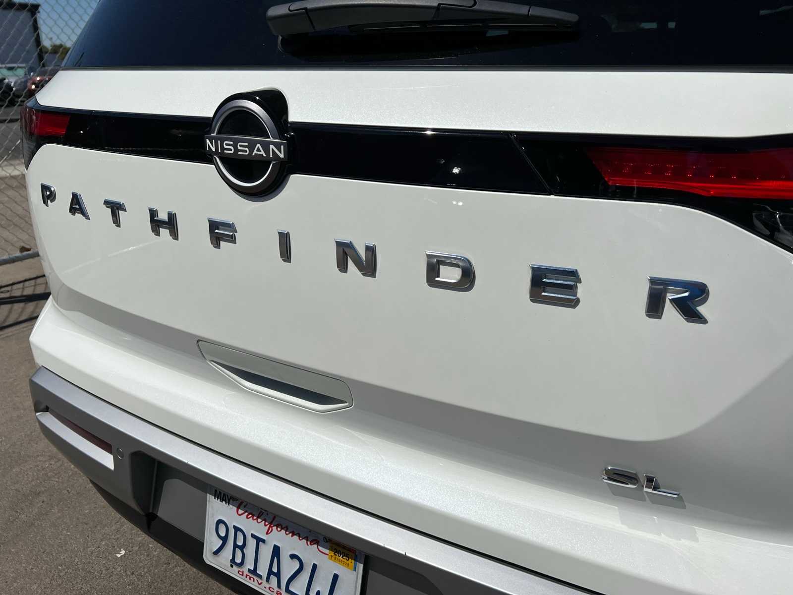 Thumbnail: 2022 Nissan Pathfinder - 6
