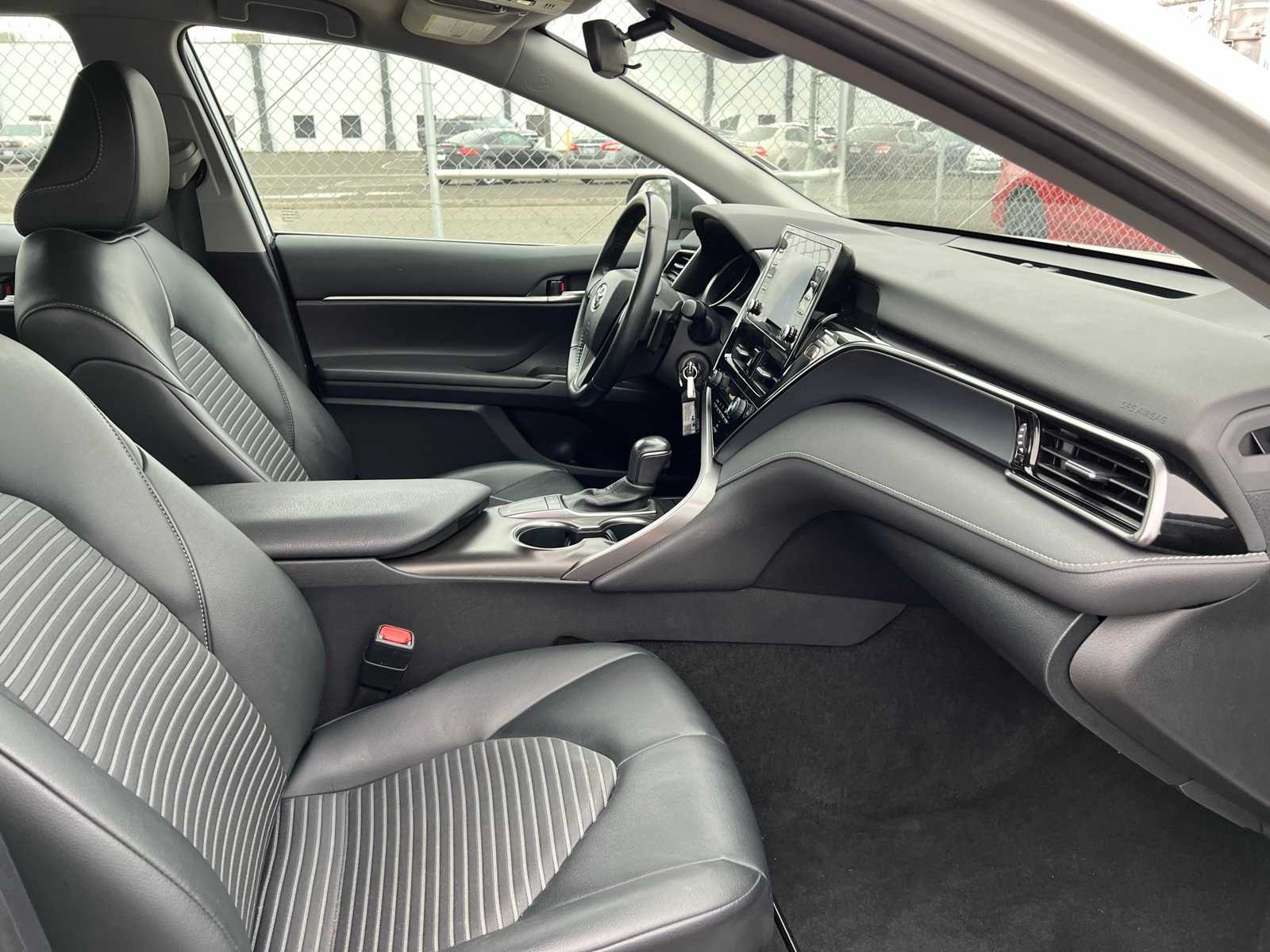 Thumbnail: 2023 Toyota Camry - 26