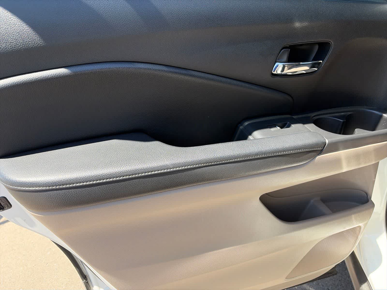 Thumbnail: 2018 Honda Pilot - 19