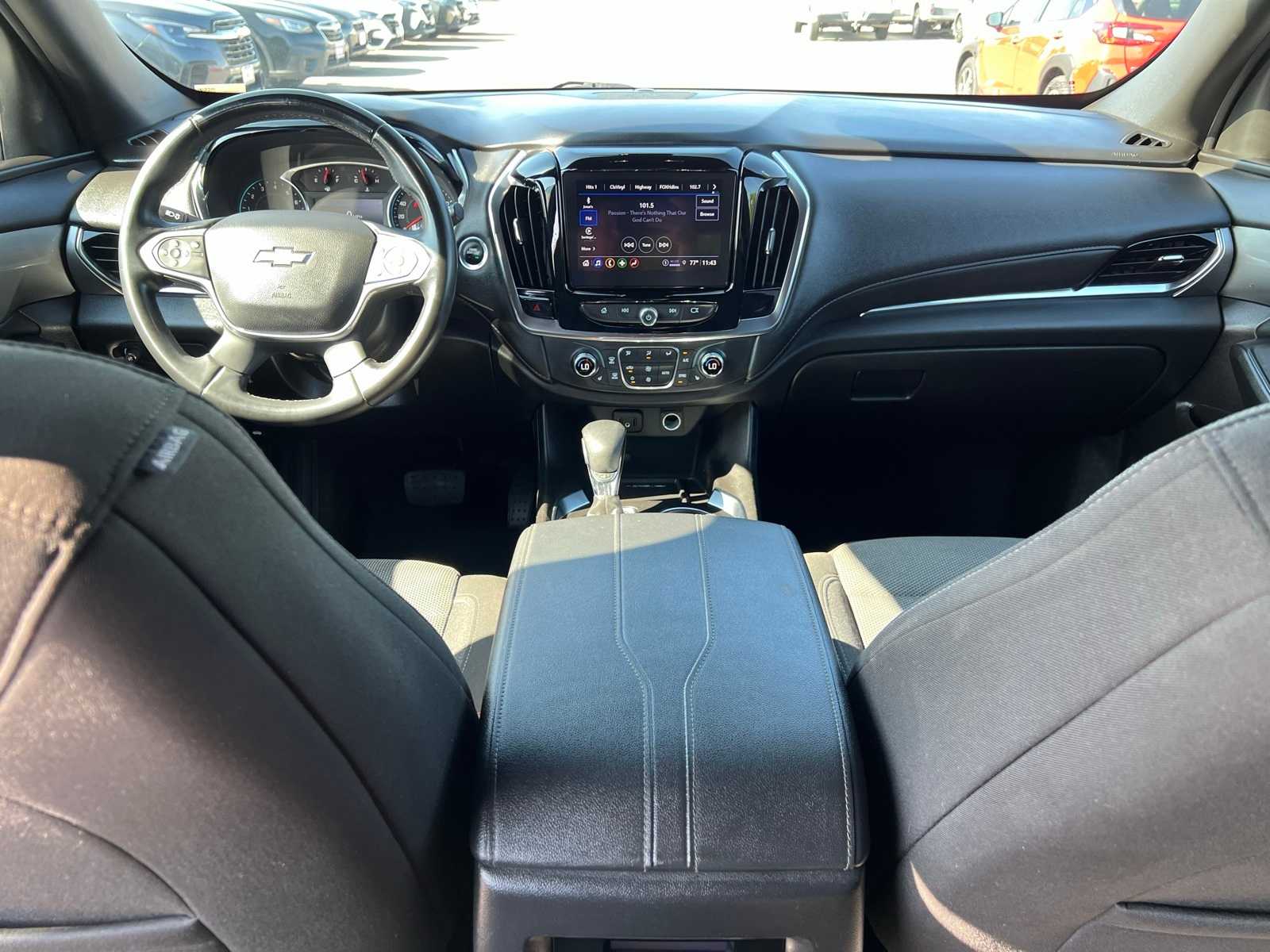 Thumbnail: 2023 Chevrolet Traverse - 29