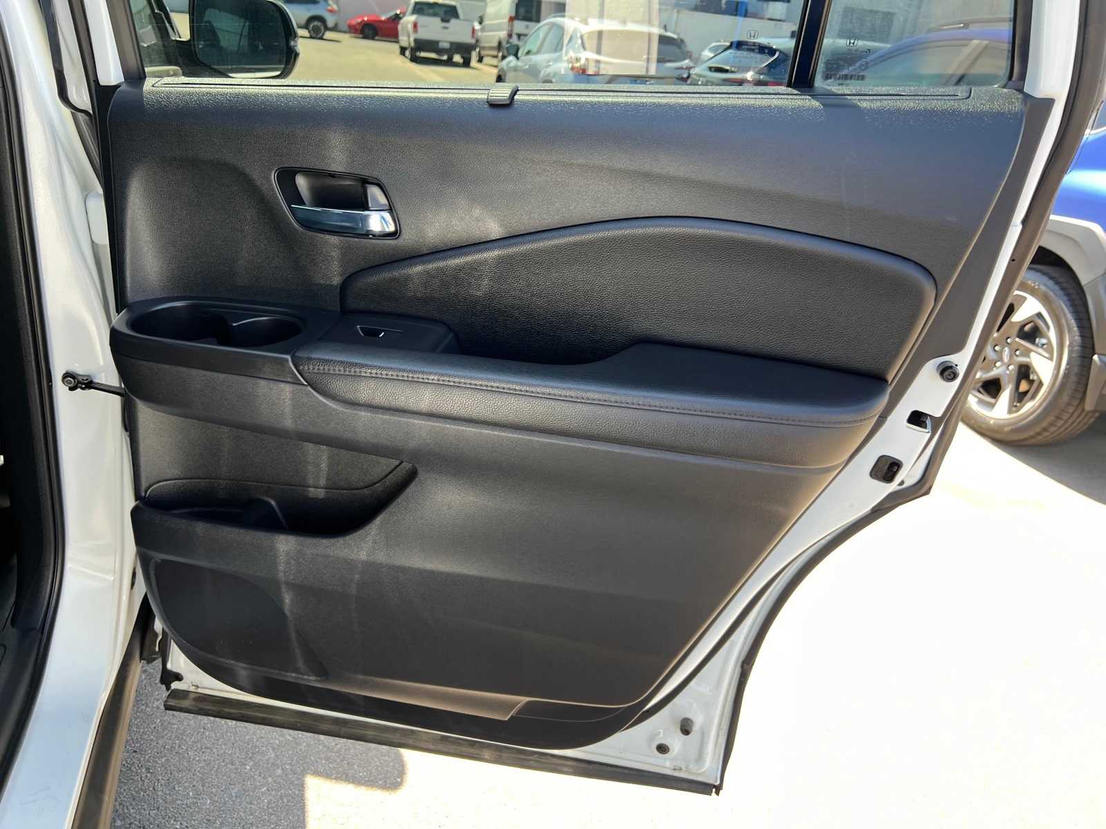 Thumbnail: 2021 Honda Passport - 23