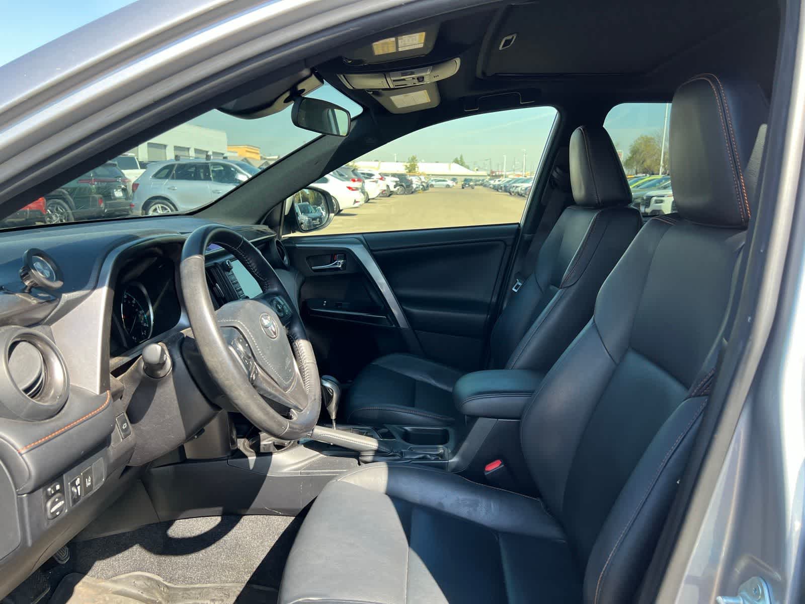 Thumbnail: 2017 Toyota RAV4 - 14