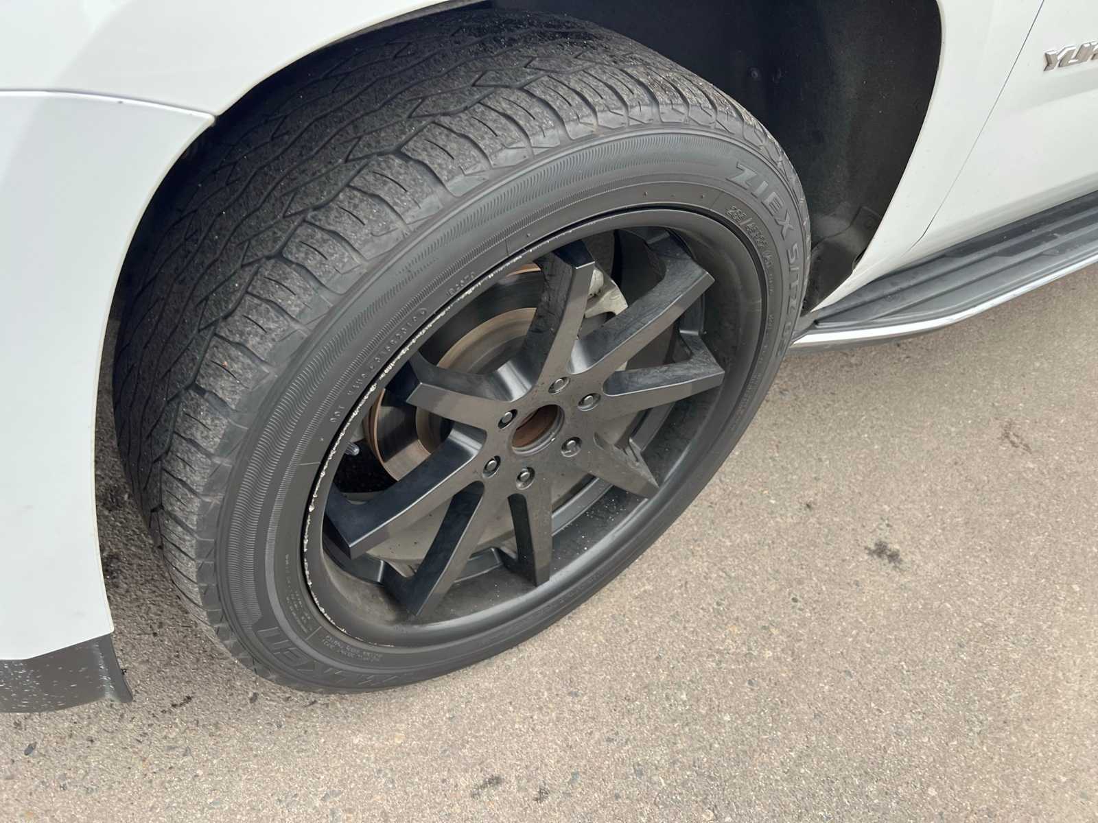 Thumbnail: 2019 GMC Yukon - 12