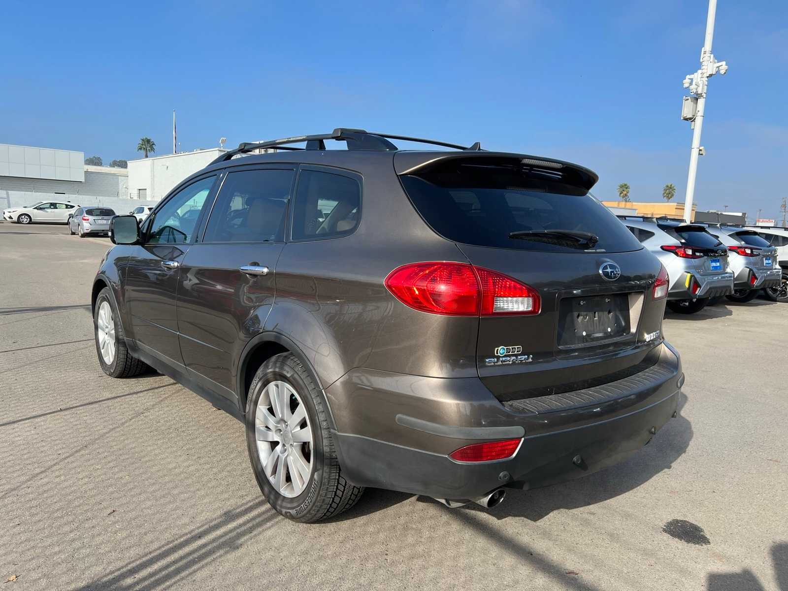 Thumbnail: 2008 Subaru Tribeca - 3