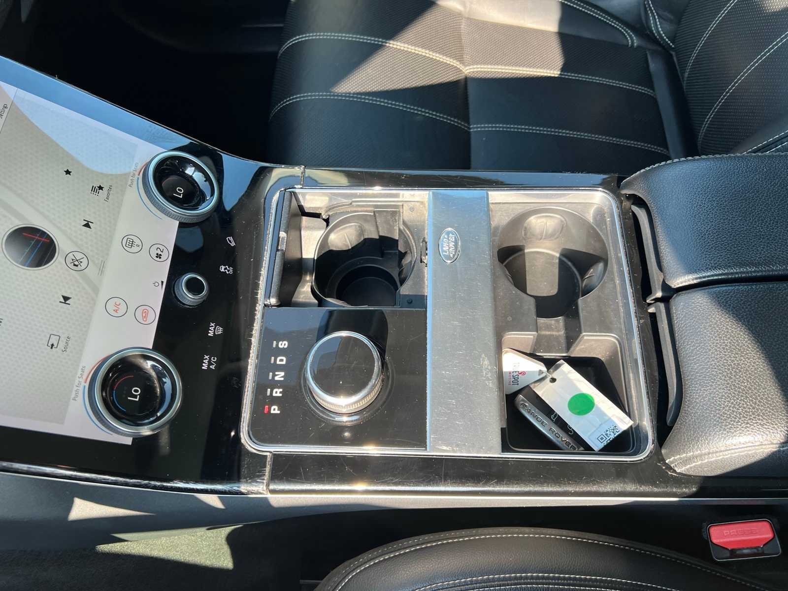 Thumbnail: 2020 Land Rover Range Rover Velar - 39