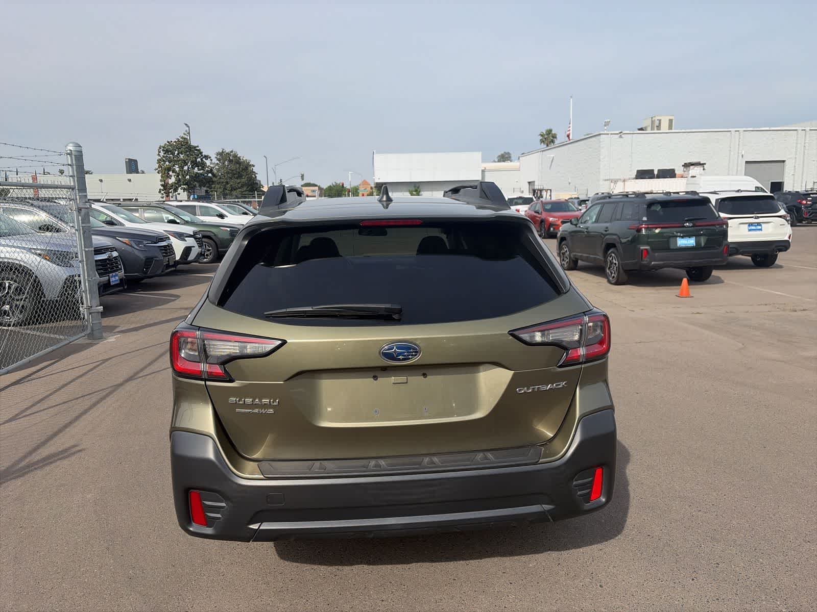 Thumbnail: 2022 Subaru Outback - 18