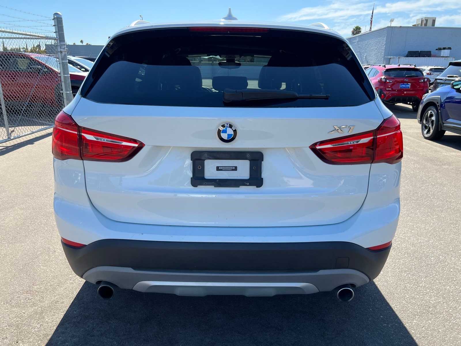 Thumbnail: 2016 BMW X1 - 4