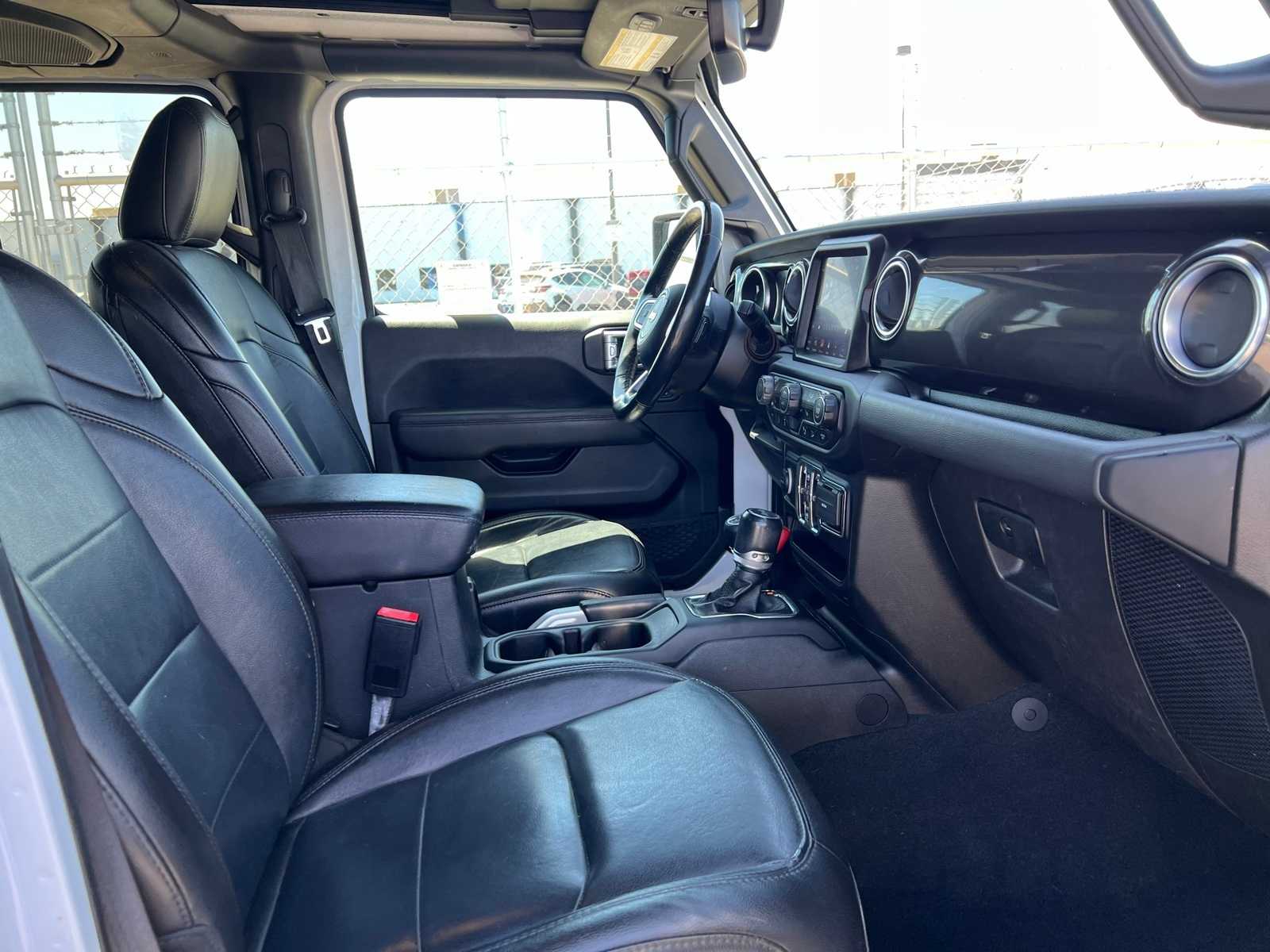 Thumbnail: 2021 Jeep Wrangler - 26