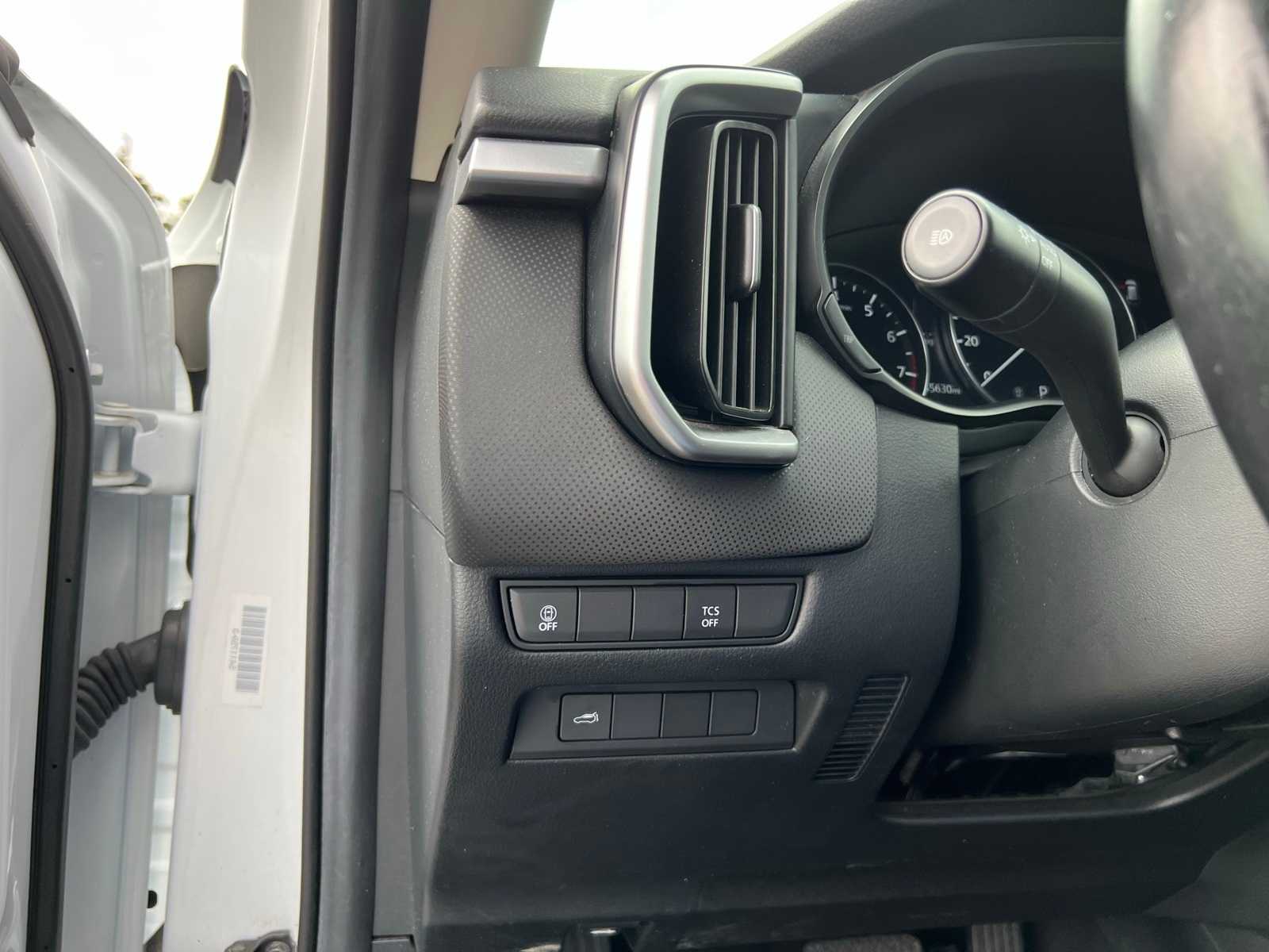 Thumbnail: 2024 Mazda CX-50 - 33