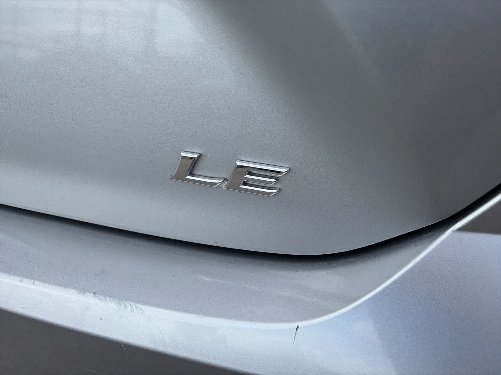 Thumbnail: 2025 Toyota Camry - 11