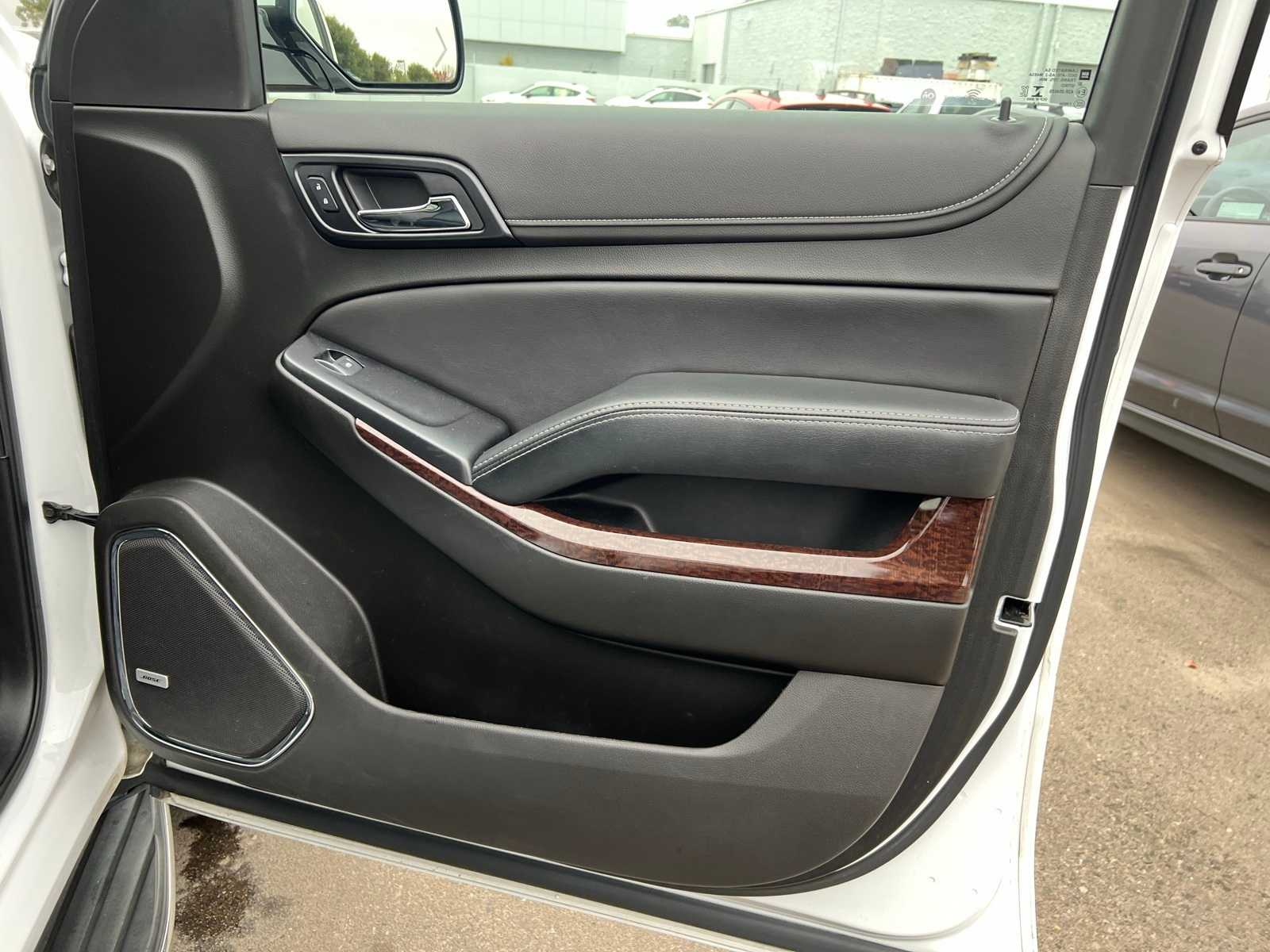 Thumbnail: 2019 GMC Yukon - 27