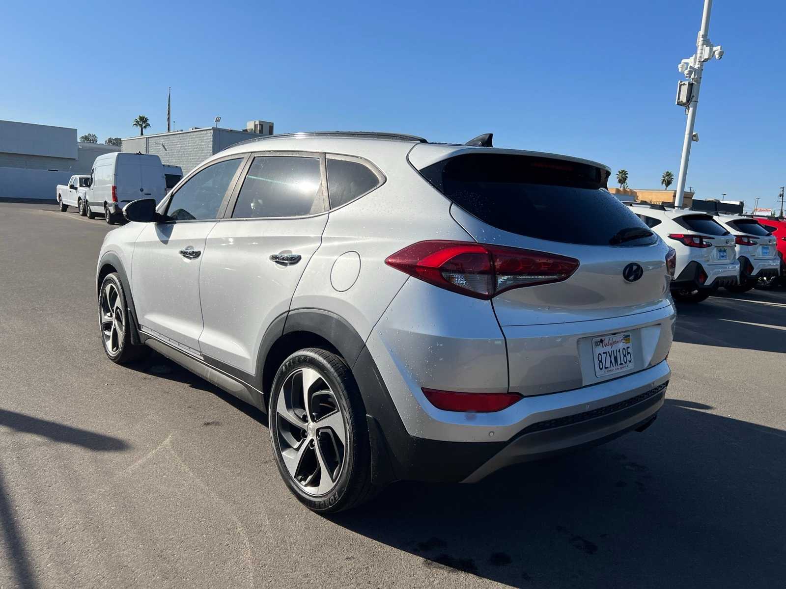 Thumbnail: 2016 Hyundai Tucson - 3