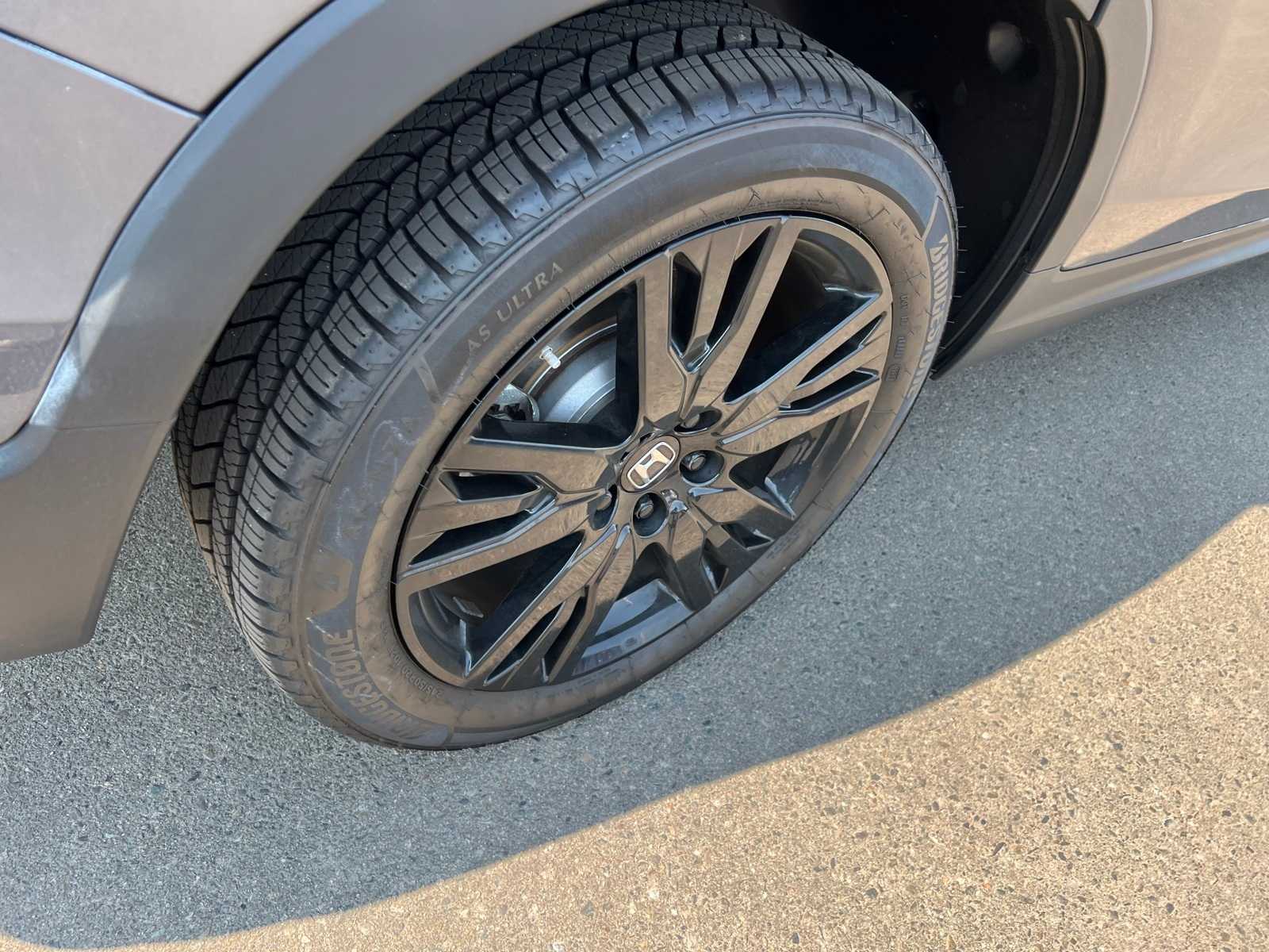 Thumbnail: 2022 Honda Pilot - 21