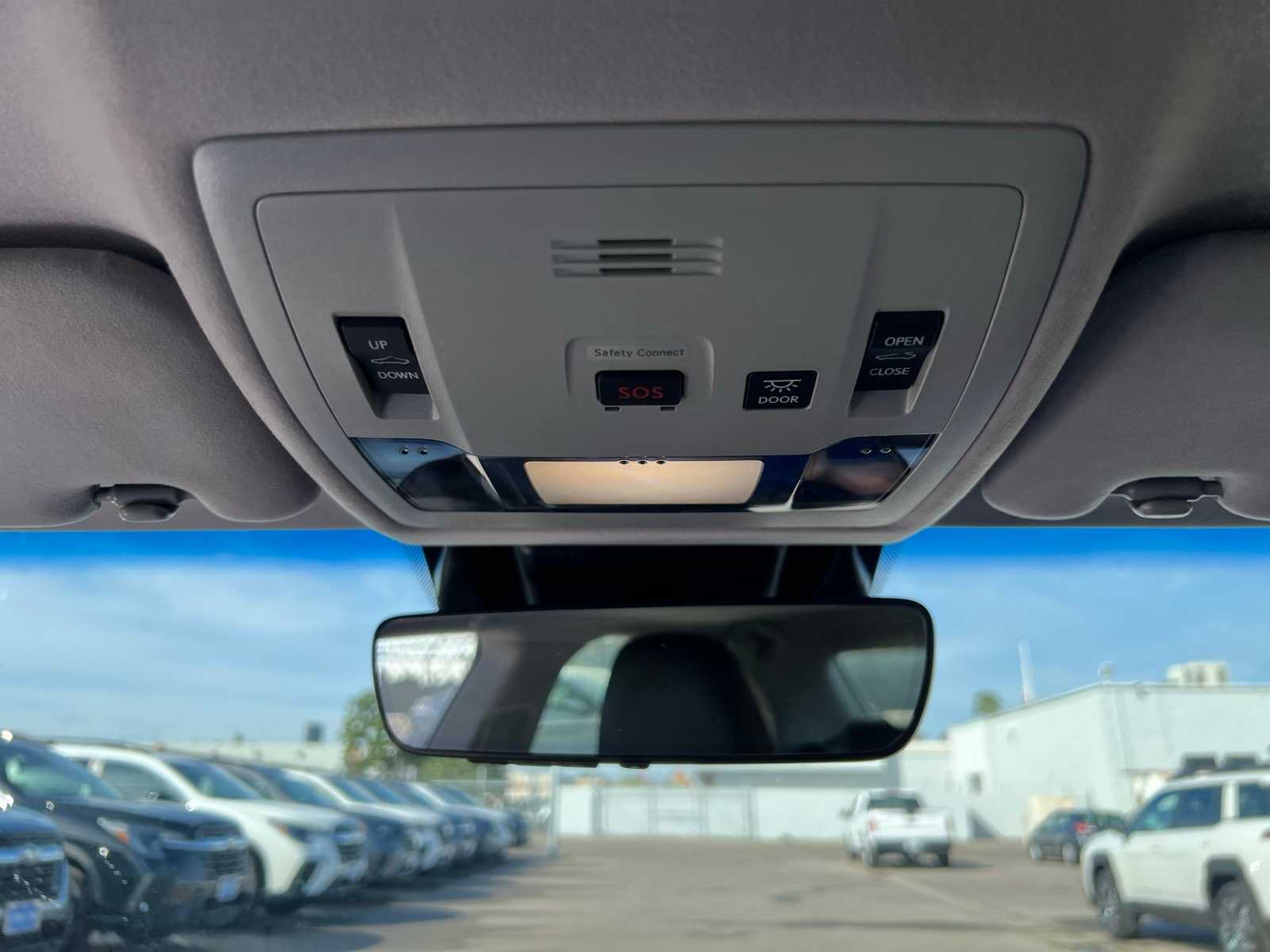 Thumbnail: 2016 Lexus ES - 33