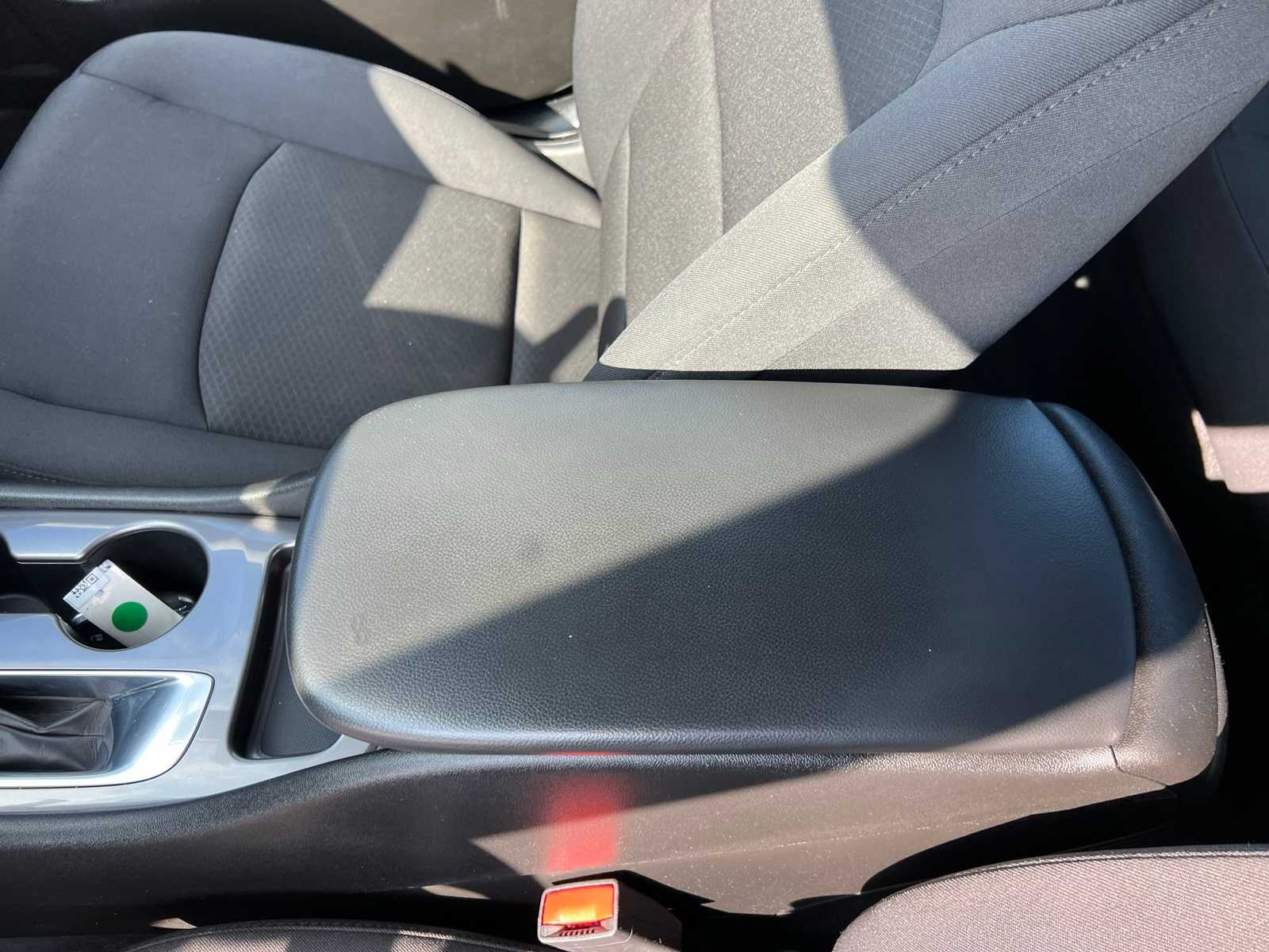 Thumbnail: 2022 Chevrolet Malibu - 39