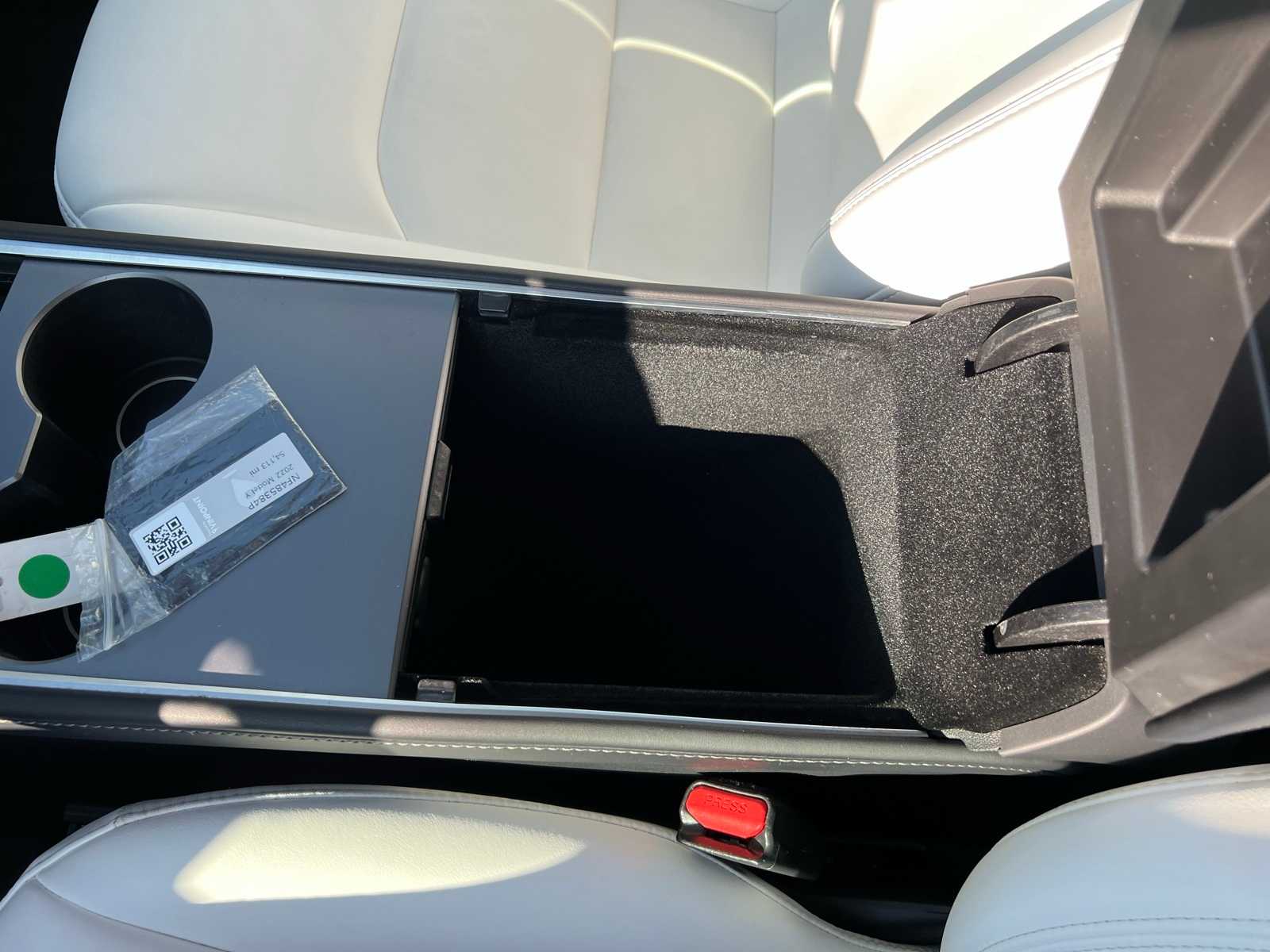 Thumbnail: 2022 Tesla Model Y - 40