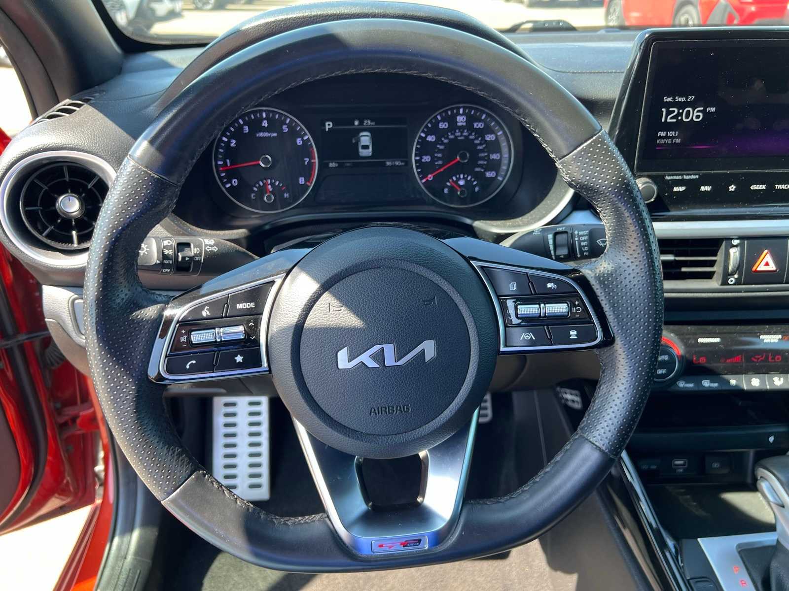 Thumbnail: 2023 Kia Forte - 30