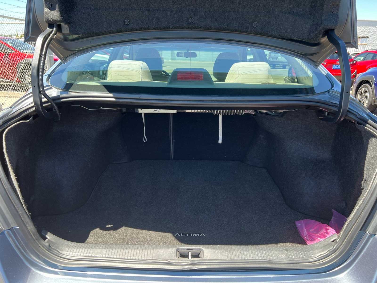 Thumbnail: 2012 Nissan Altima - 8